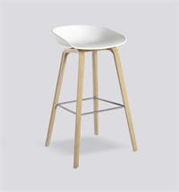 HAY - About a Stool 32 barstol hög - vit/ekben
